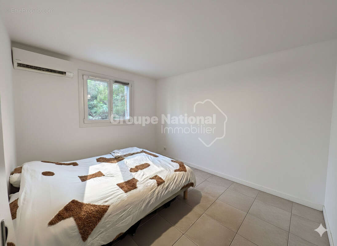 Appartement à LE ROVE