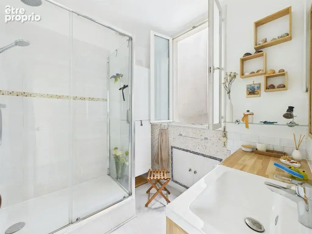 Appartement 58 m² à Paris-18e  - photo 16