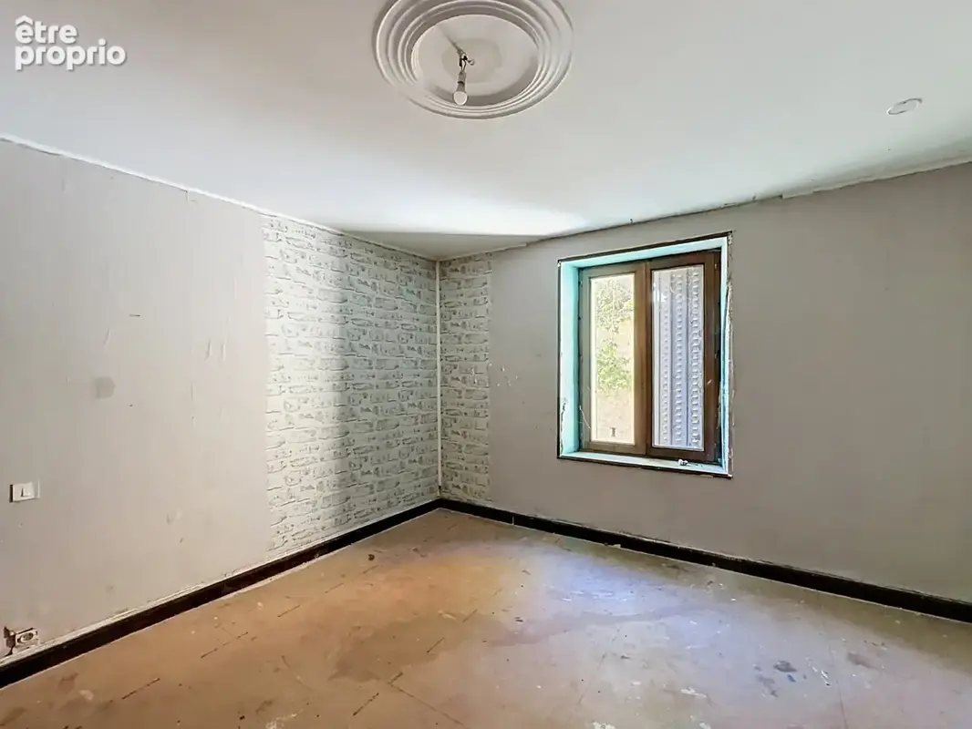 Maison de village à rénover - photo 8