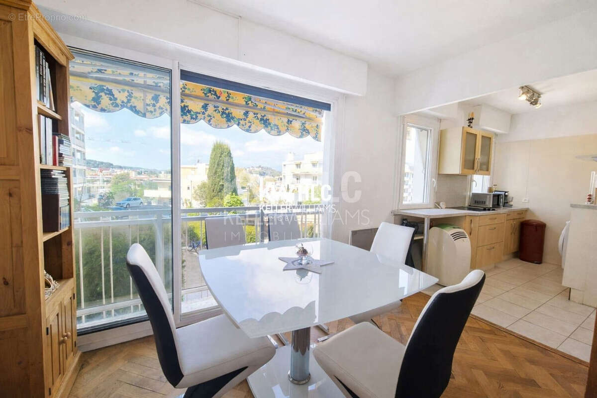 Appartement à CAGNES-SUR-MER