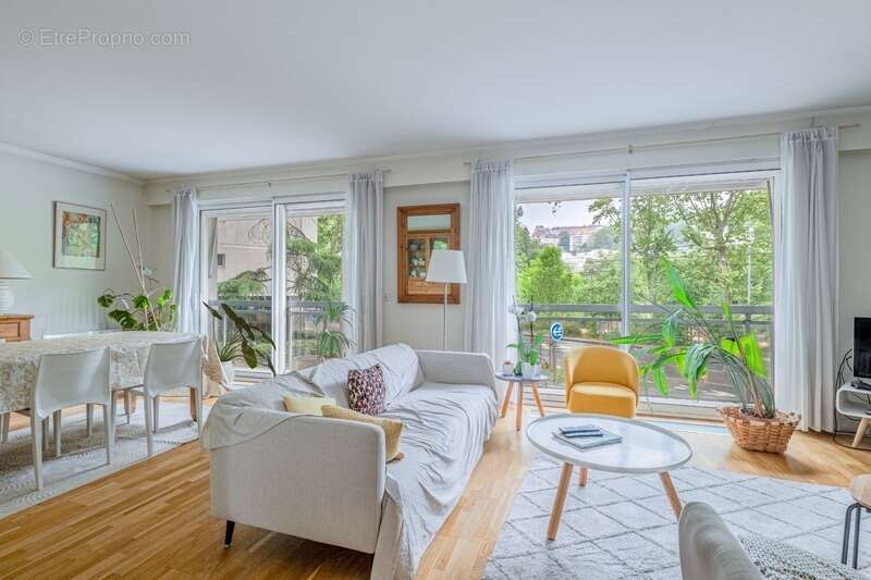 Appartement à LYON-6E
