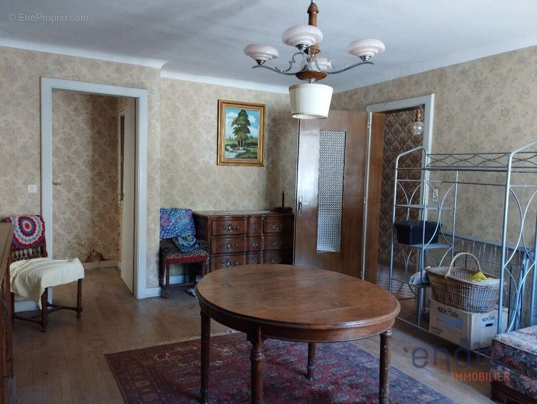 Maison à MARNAY
