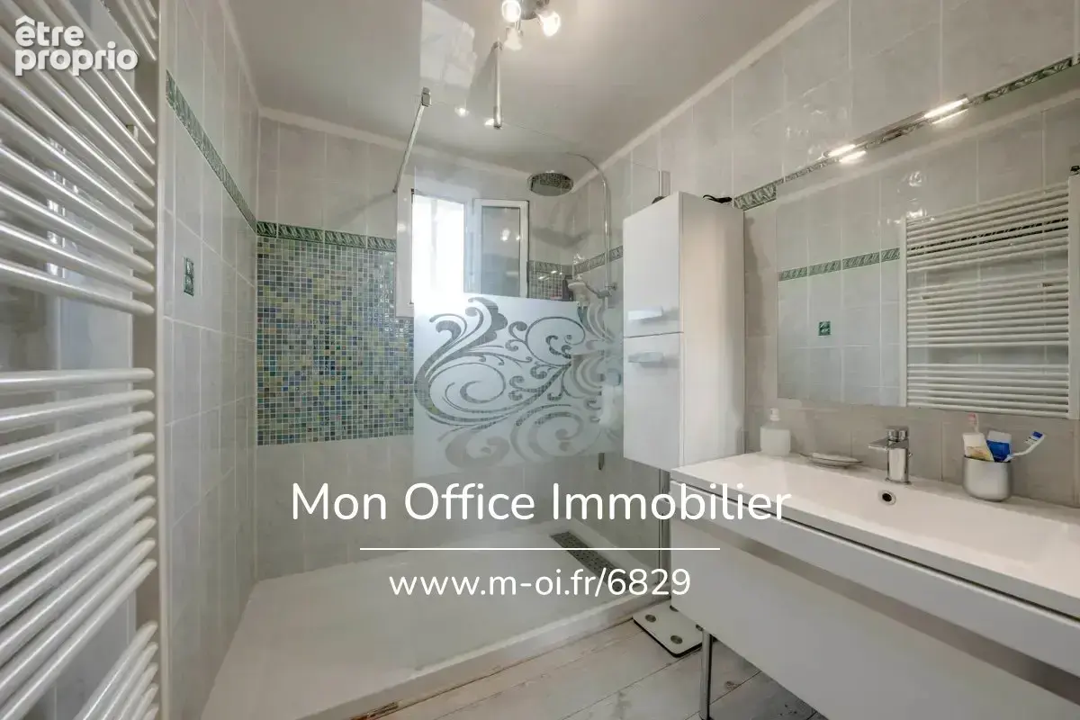Référence : 6829-CDI. - Maison de plain-pied avec piscine et espace annexe indépendant - photo 10