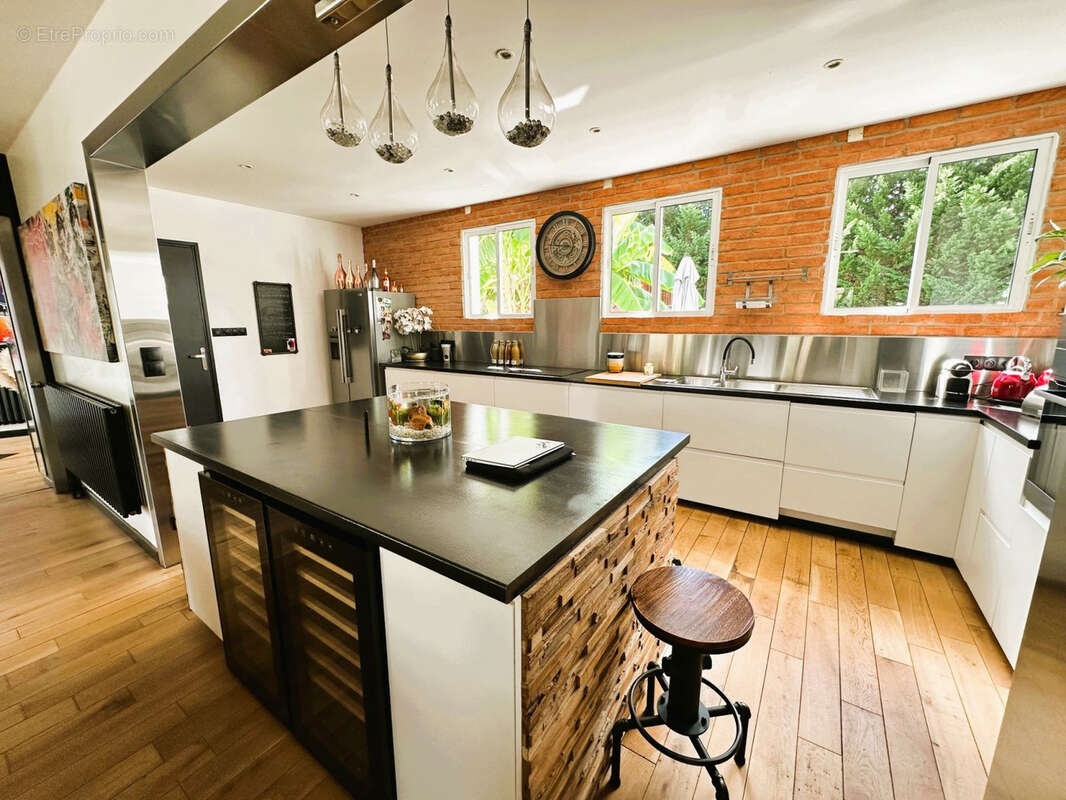 Maison à SAINT-YORRE