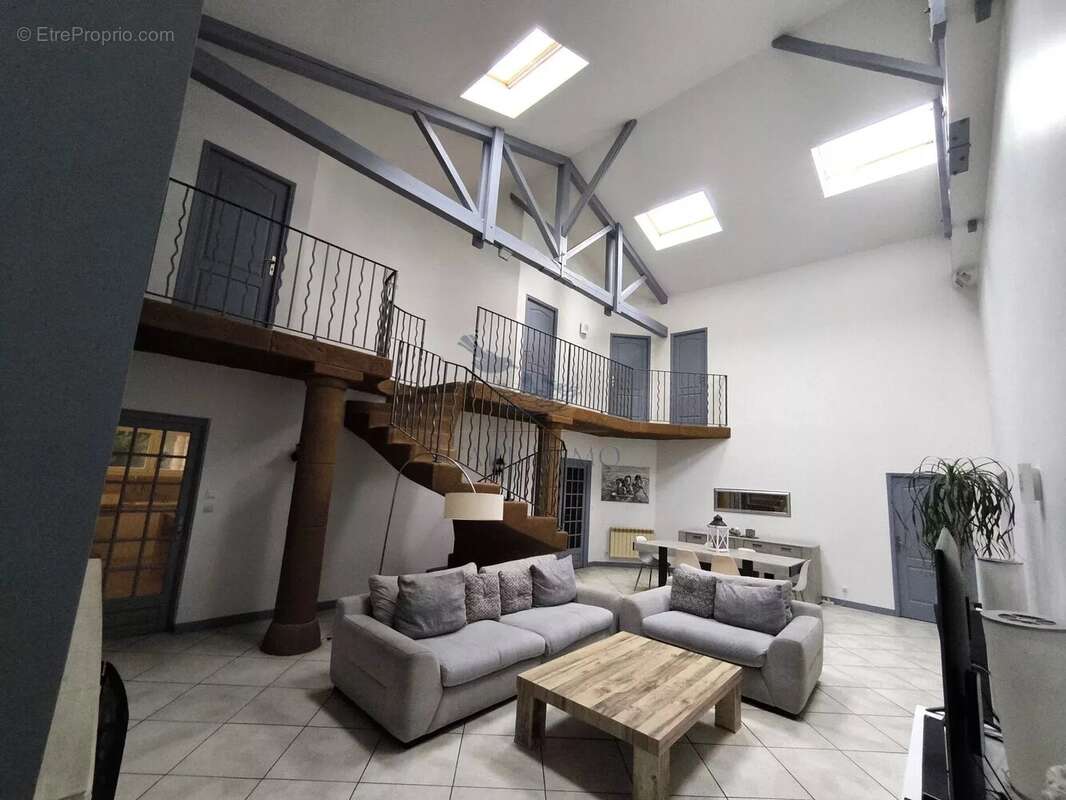 Appartement à LIERGUES