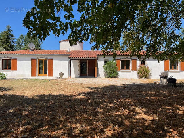 Maison à COGNAC