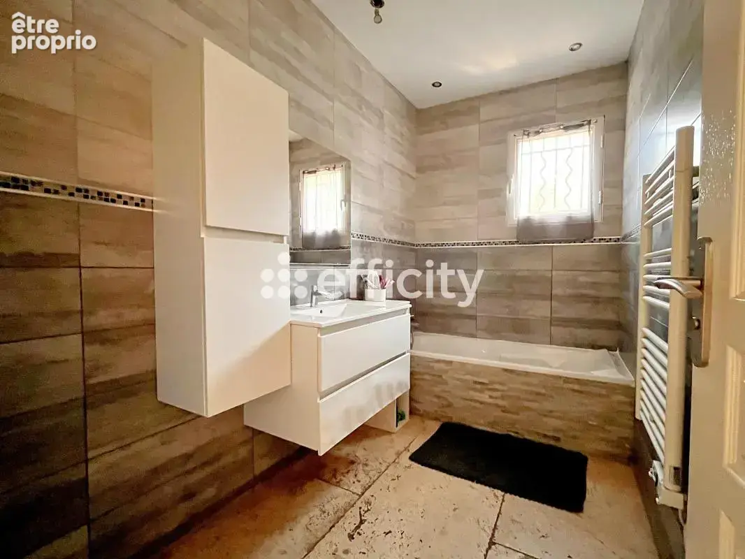 Maison 7 pièces 305 m² à vendre à Allauch (13190) - photo 14