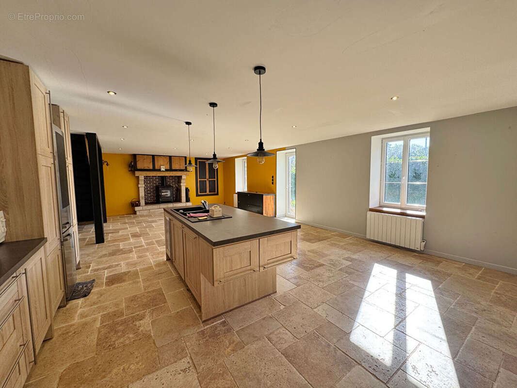 Maison à BRICQUEBEC