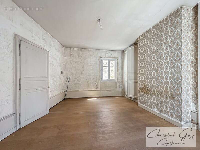 Maison à CHATEAU-DU-LOIR