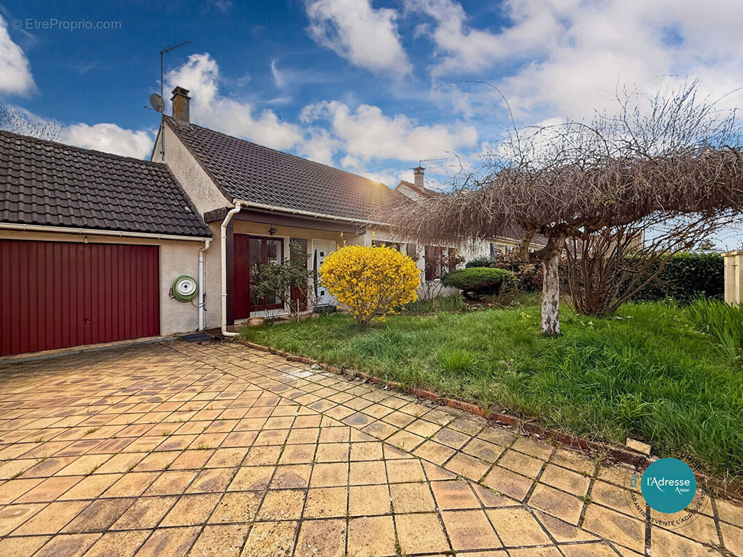Maison à BALLANCOURT-SUR-ESSONNE