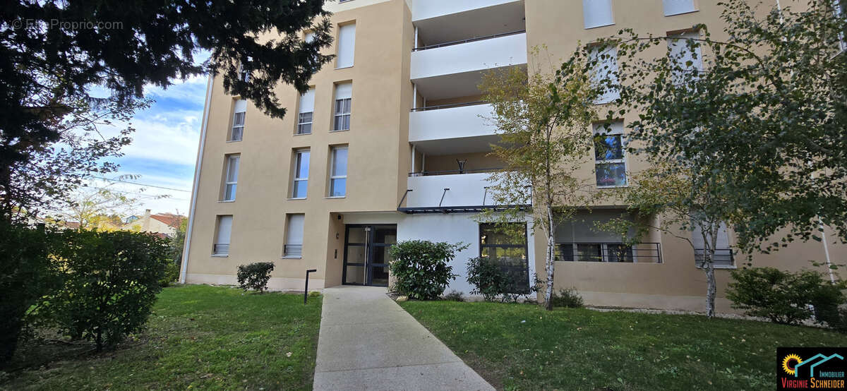 Appartement à MARIGNANE