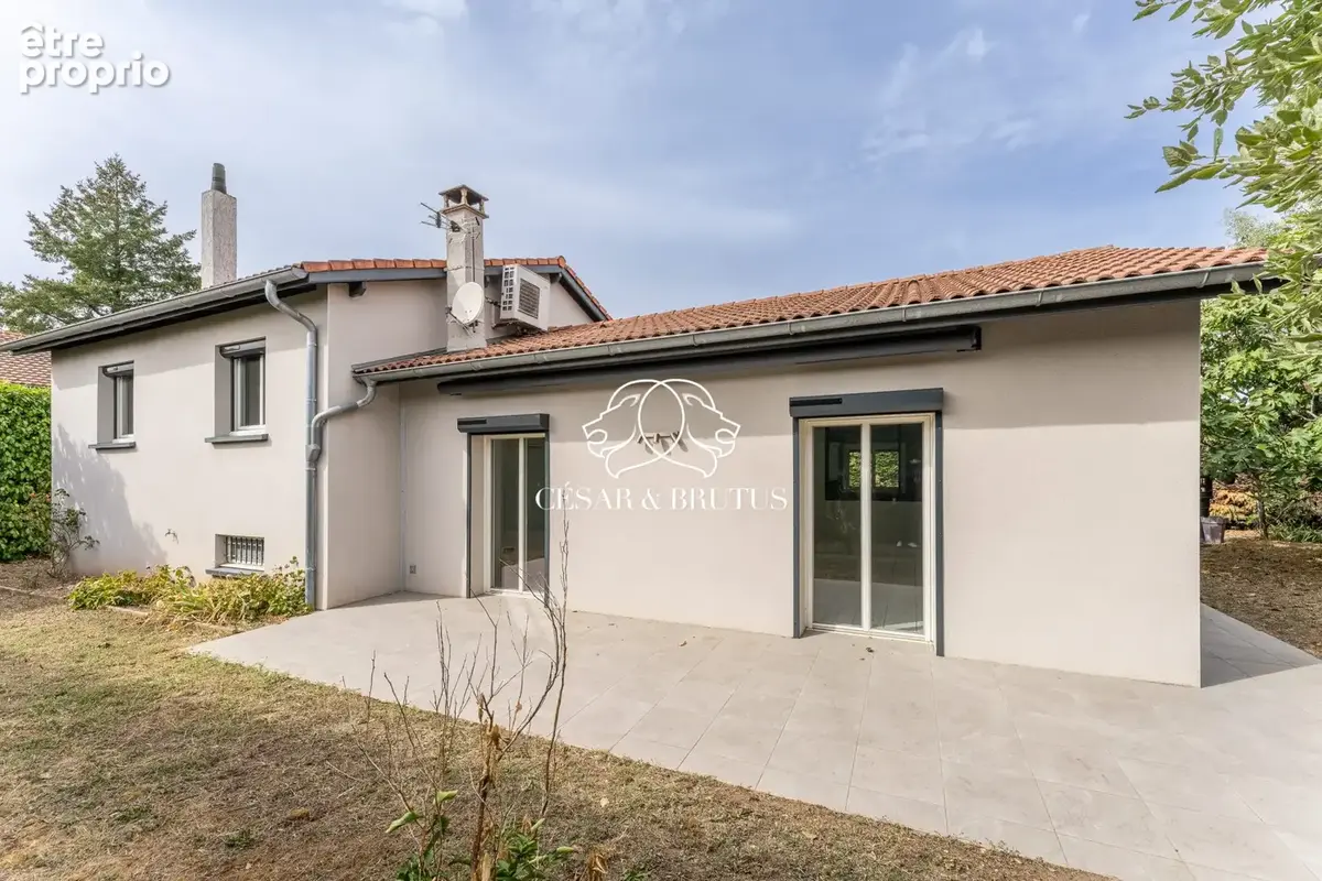 Maison à SAINTE-FOY-LES-LYON