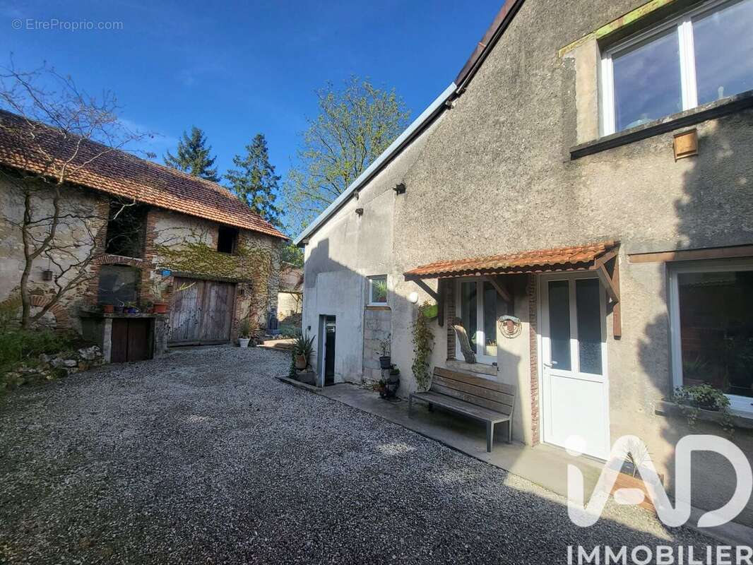 Photo 2 - Maison à BARBONNE-FAYEL