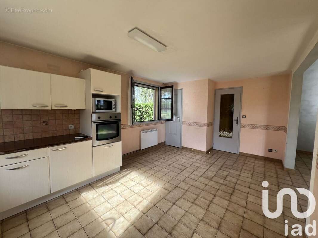 Photo 9 - Maison à SAINT-PIERRE-DE-CHANDIEU