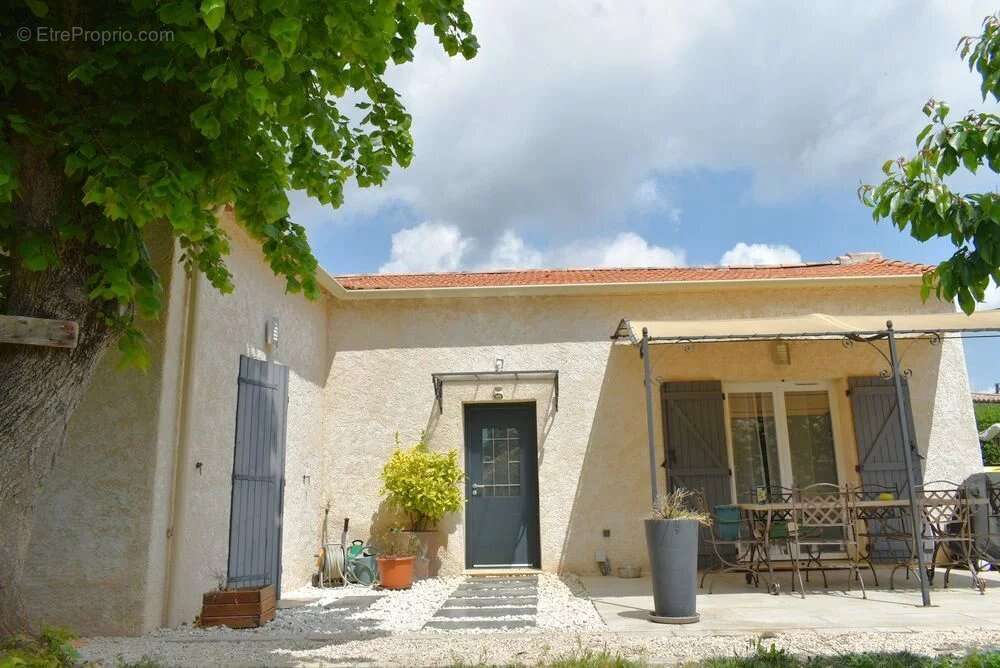 Maison à CALLIAN