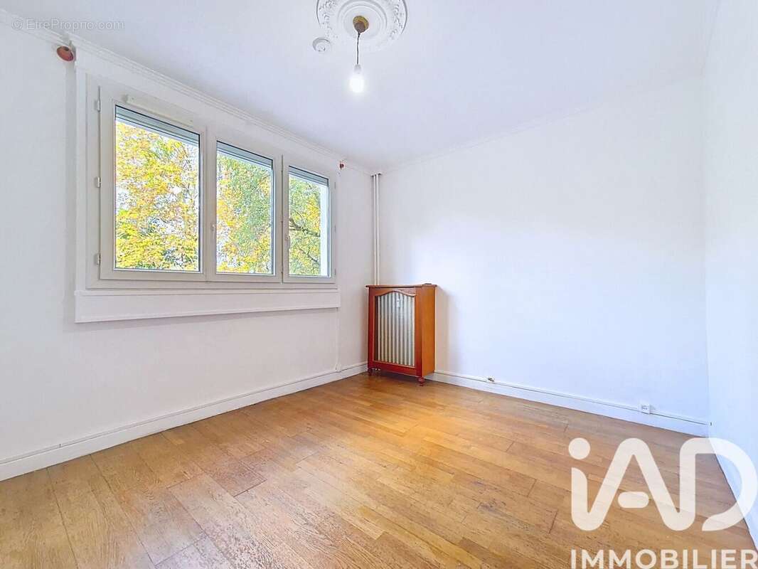 Photo 9 - Appartement à VAIRES-SUR-MARNE