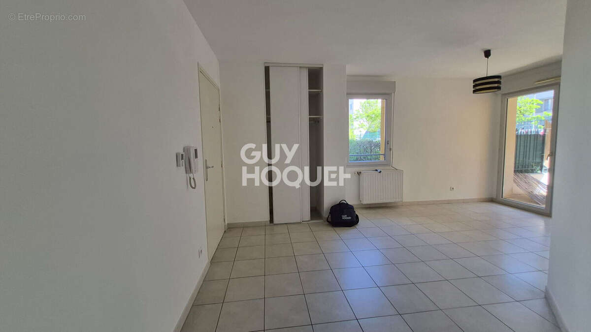 Appartement à VENISSIEUX