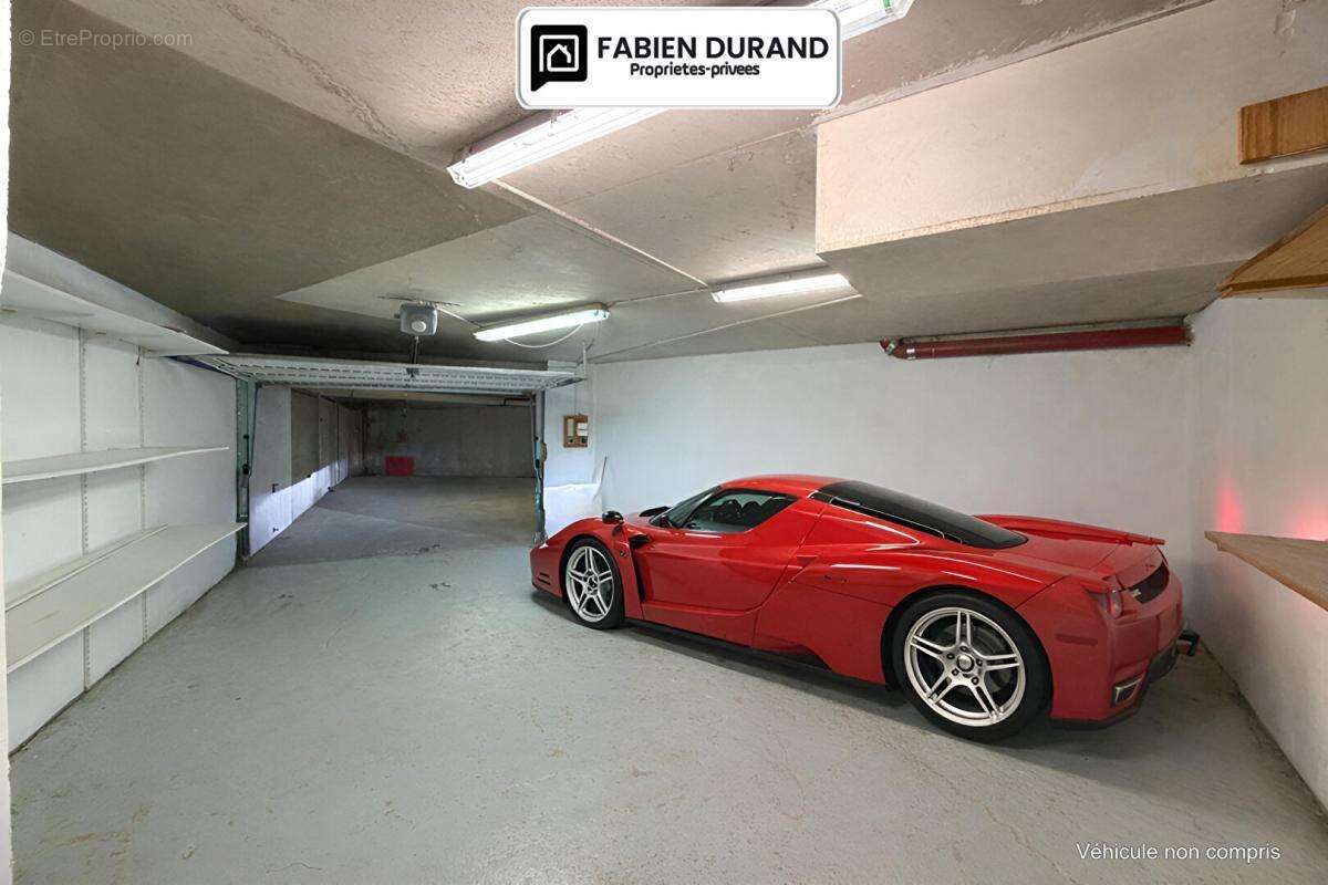 Parking à MANDELIEU-LA-NAPOULE