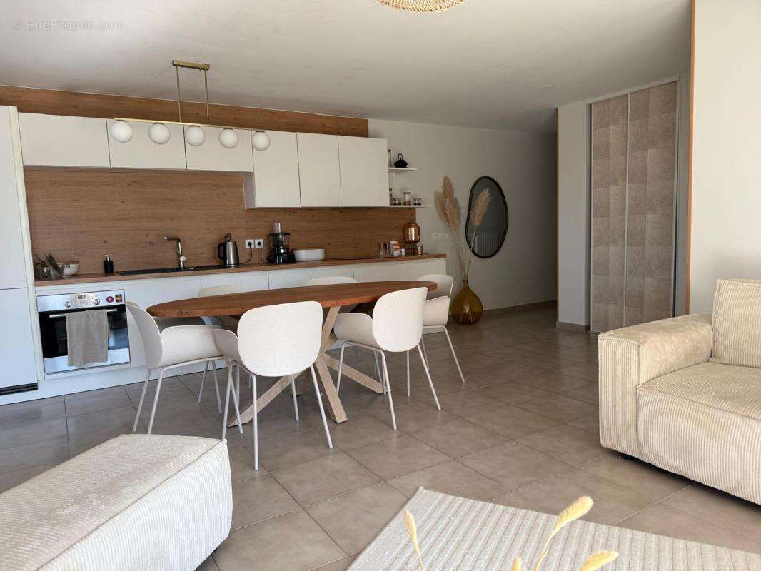 Appartement à DOUVAINE