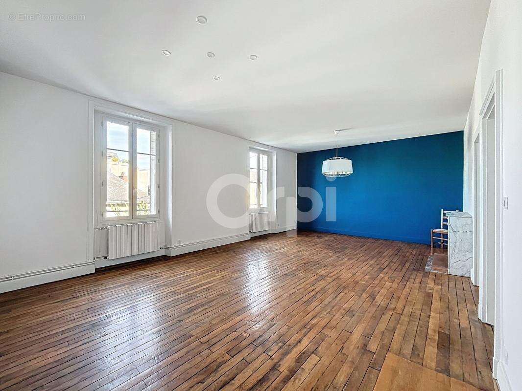 Appartement à BRIVE-LA-GAILLARDE