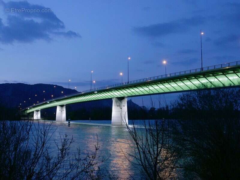 Autre à SAINT-PERAY