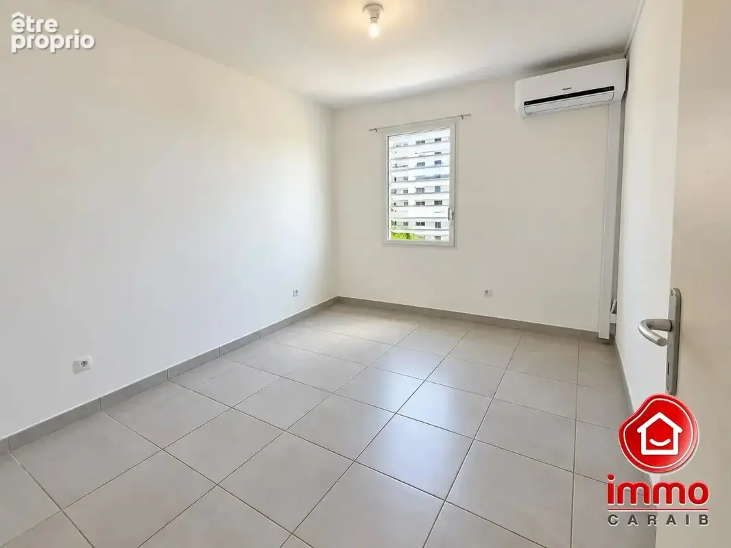 Bel appartement 3 pièces à Fort-de-France Etang Zabricot - photo 8