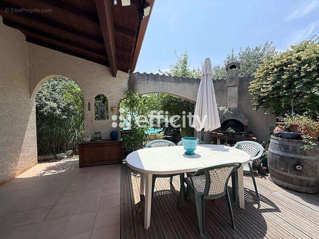 Maison à SAINT-JEAN-DE-FOS