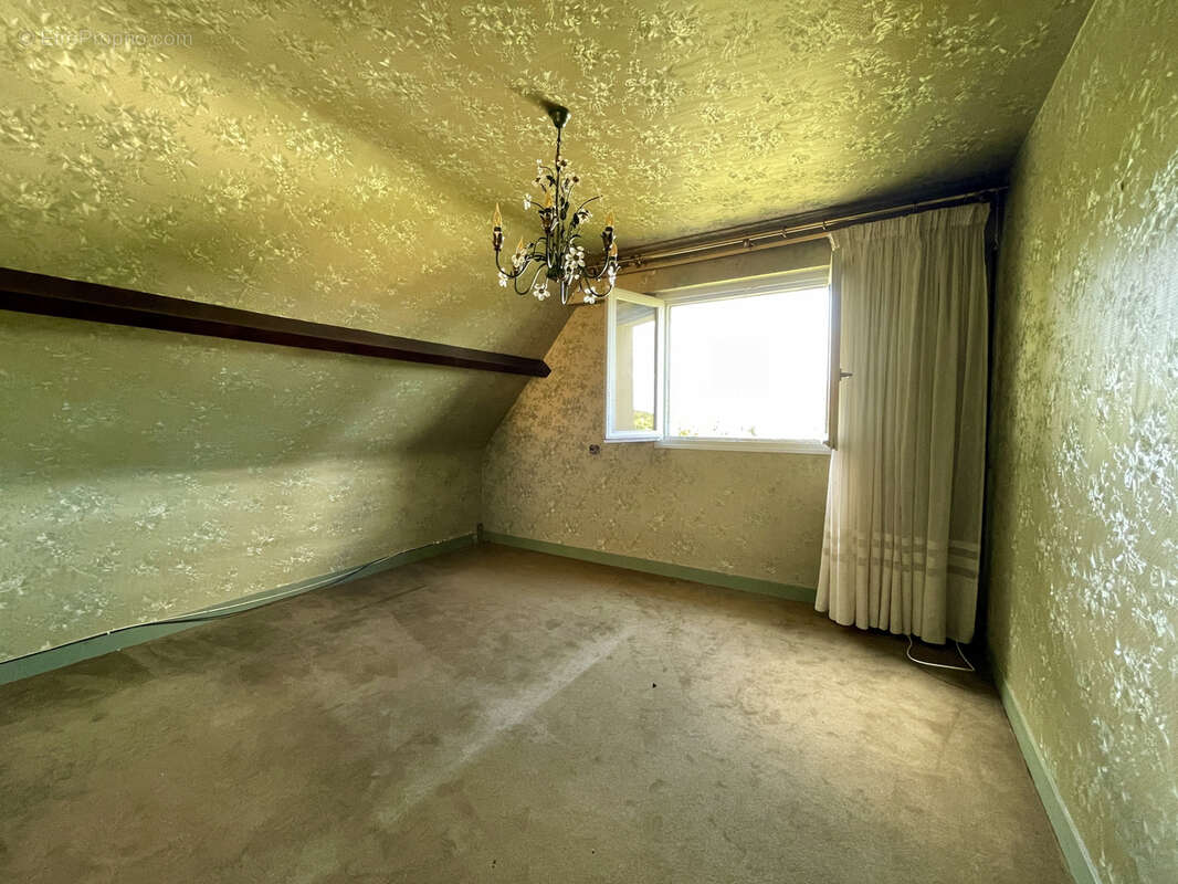 Maison 5 chambres sur sous-sol total - photo 7