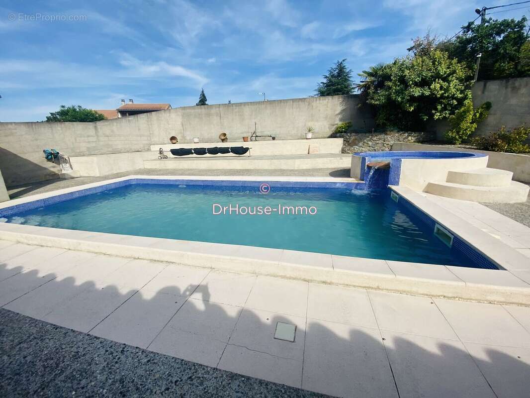 Maison 150 m² à Pieusse  - photo 28