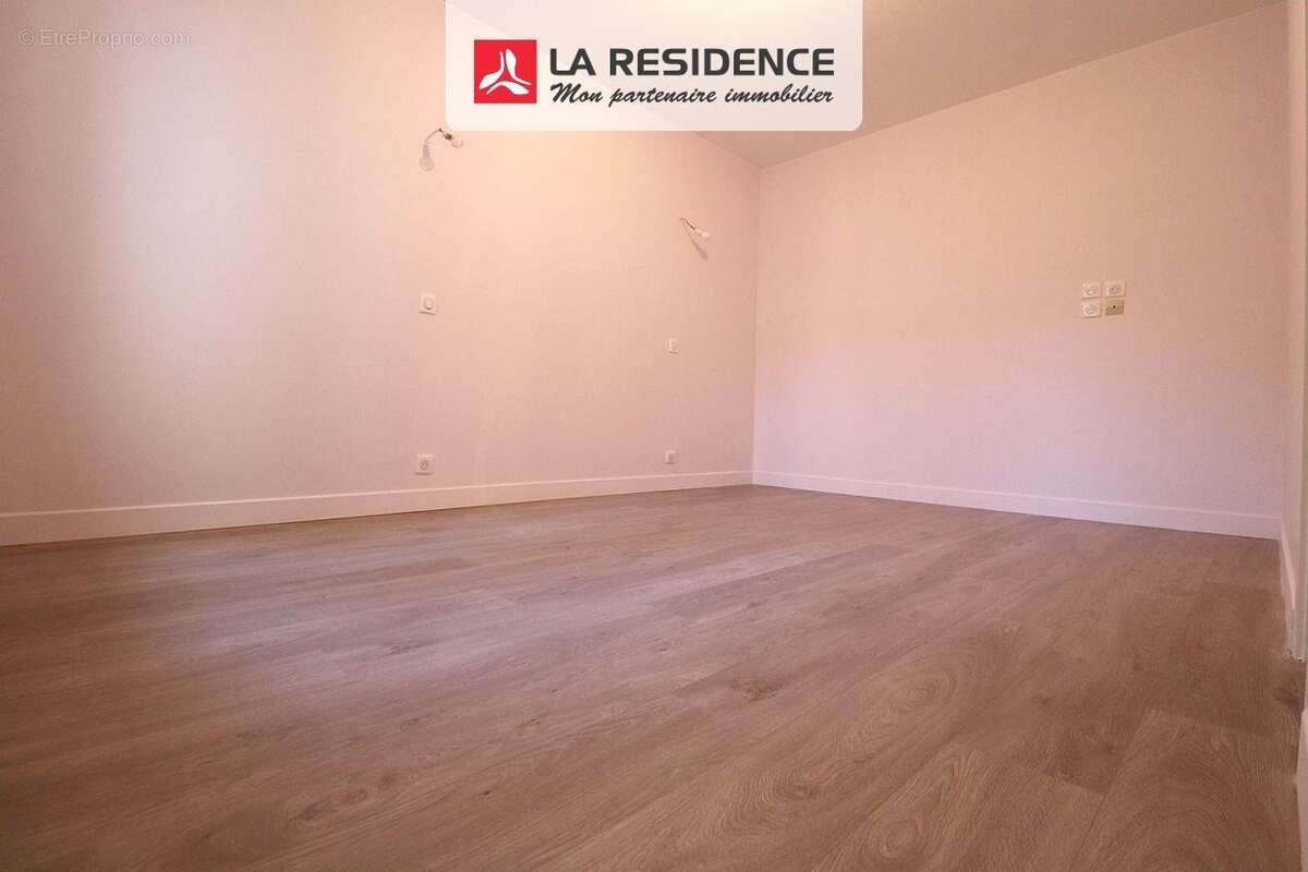 Maison à MONTIGNY-LES-CORMEILLES