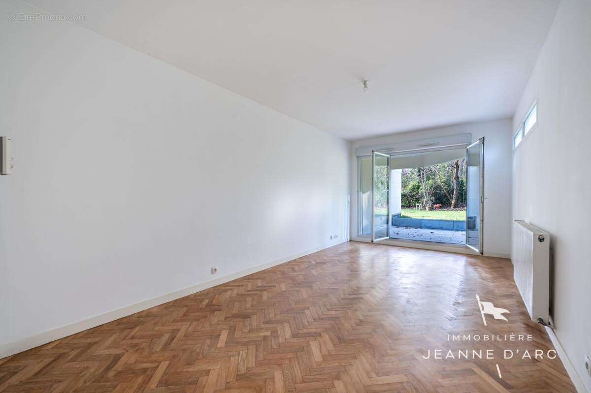 Appartement à VERSAILLES