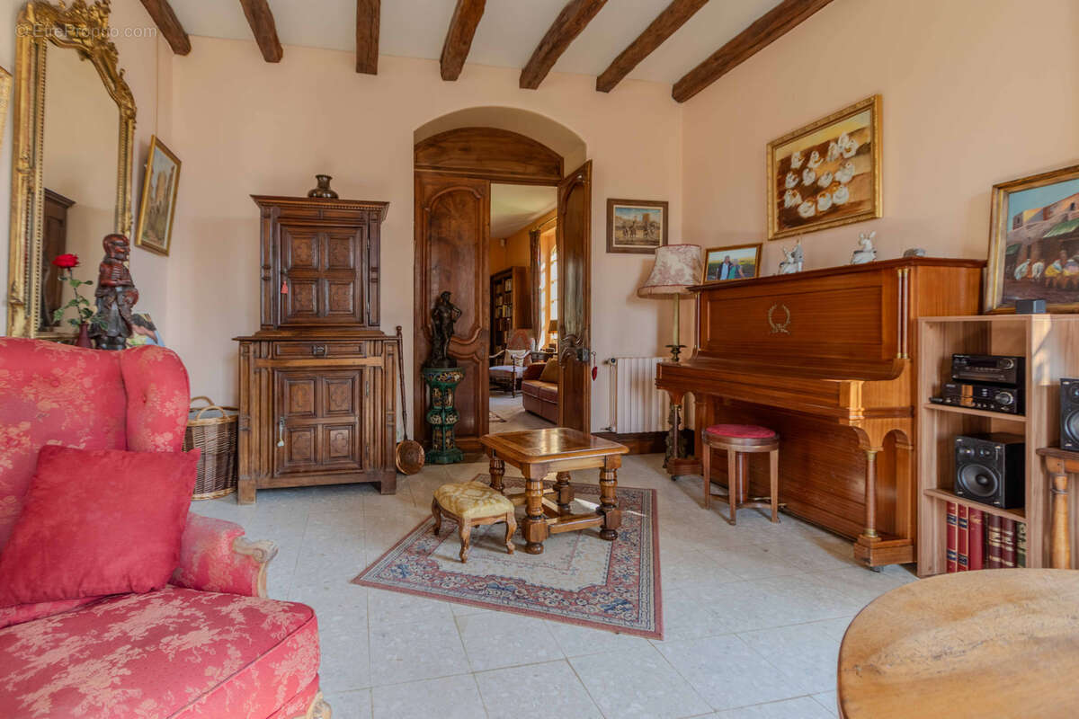 Maison à SAINT-CYPRIEN