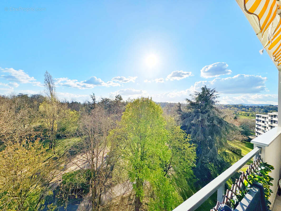 Appartement à OULLINS
