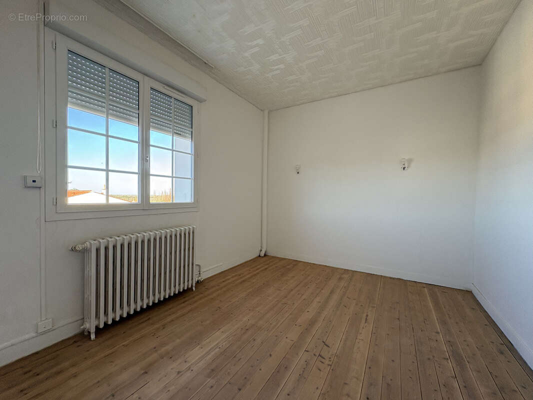 Maison à L'ILE-D'ELLE