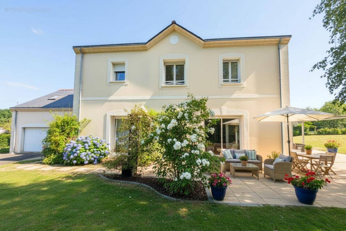 Maison à LA CHAPELLE-SUR-ERDRE