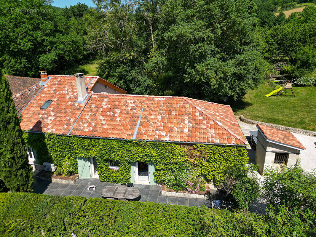 Maison à SAINT-SYLVESTRE-SUR-LOT