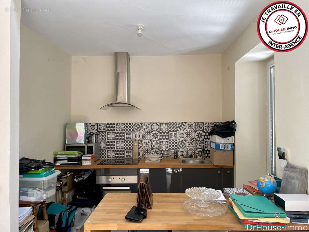 Maison 170 m² à Sainte-Marie  - photo 10
