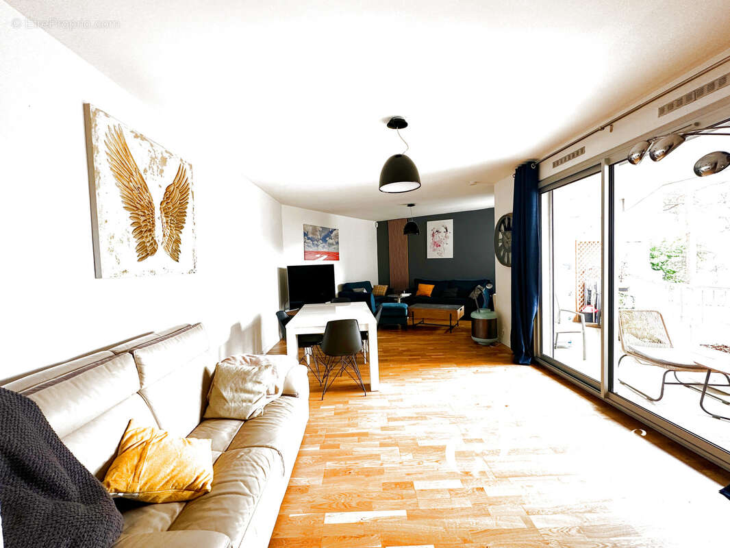 Appartement à TASSIN-LA-DEMI-LUNE
