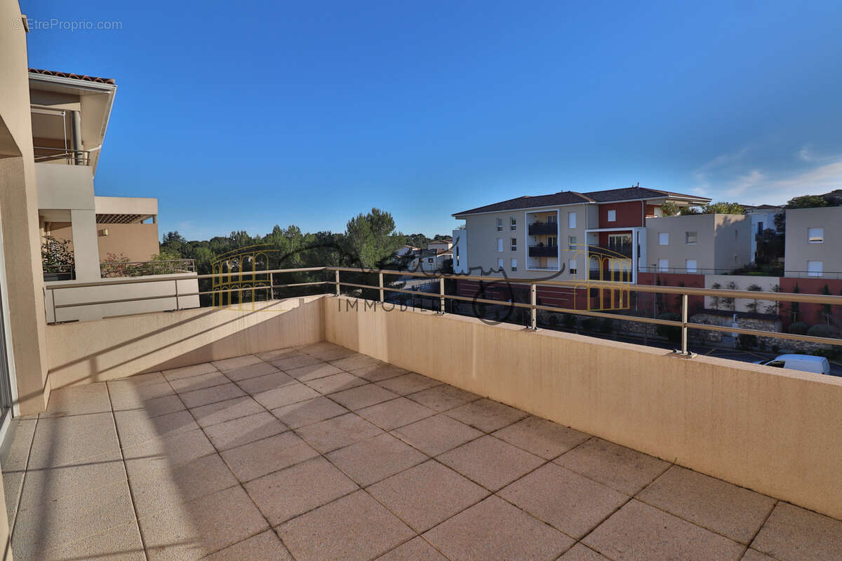 Appartement à NIMES