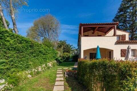 Maison à ANTIBES