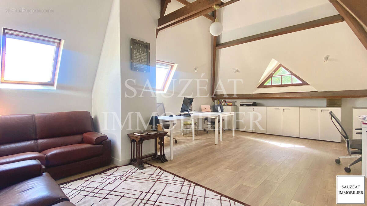 Maison à CHILLY-MAZARIN