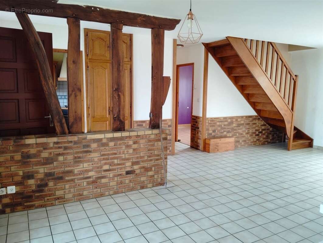 Maison à DAMPIERRE-SUR-AVRE