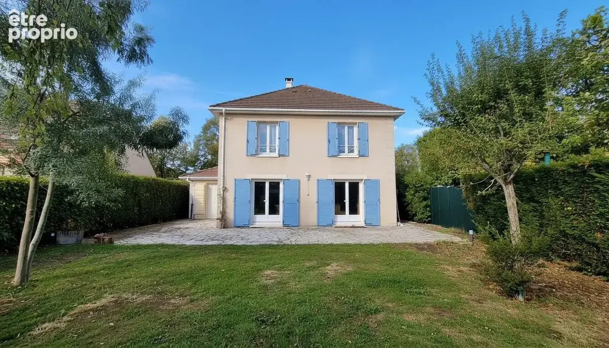 Maison à SERRIS