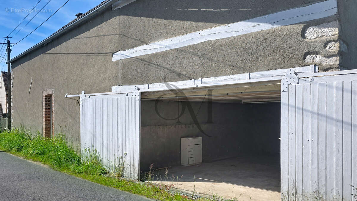 Maison à BRANSLES
