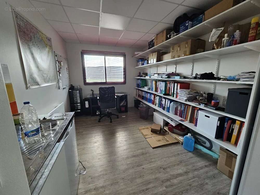 Commerce à PLELAN-LE-GRAND