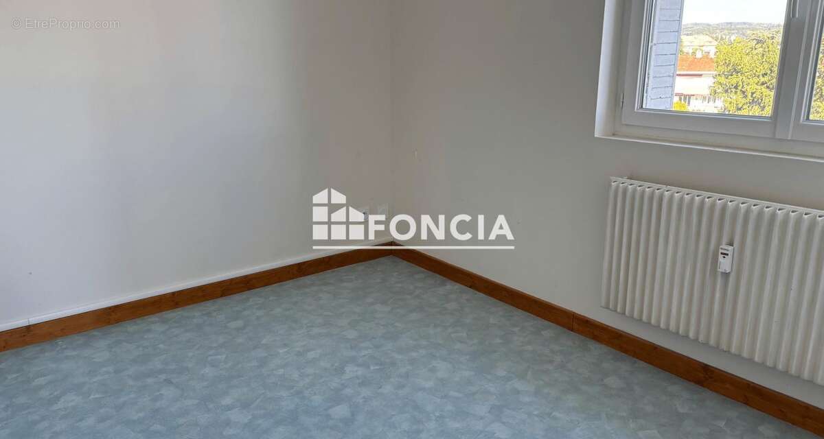 Appartement à TOURNON-SUR-RHONE