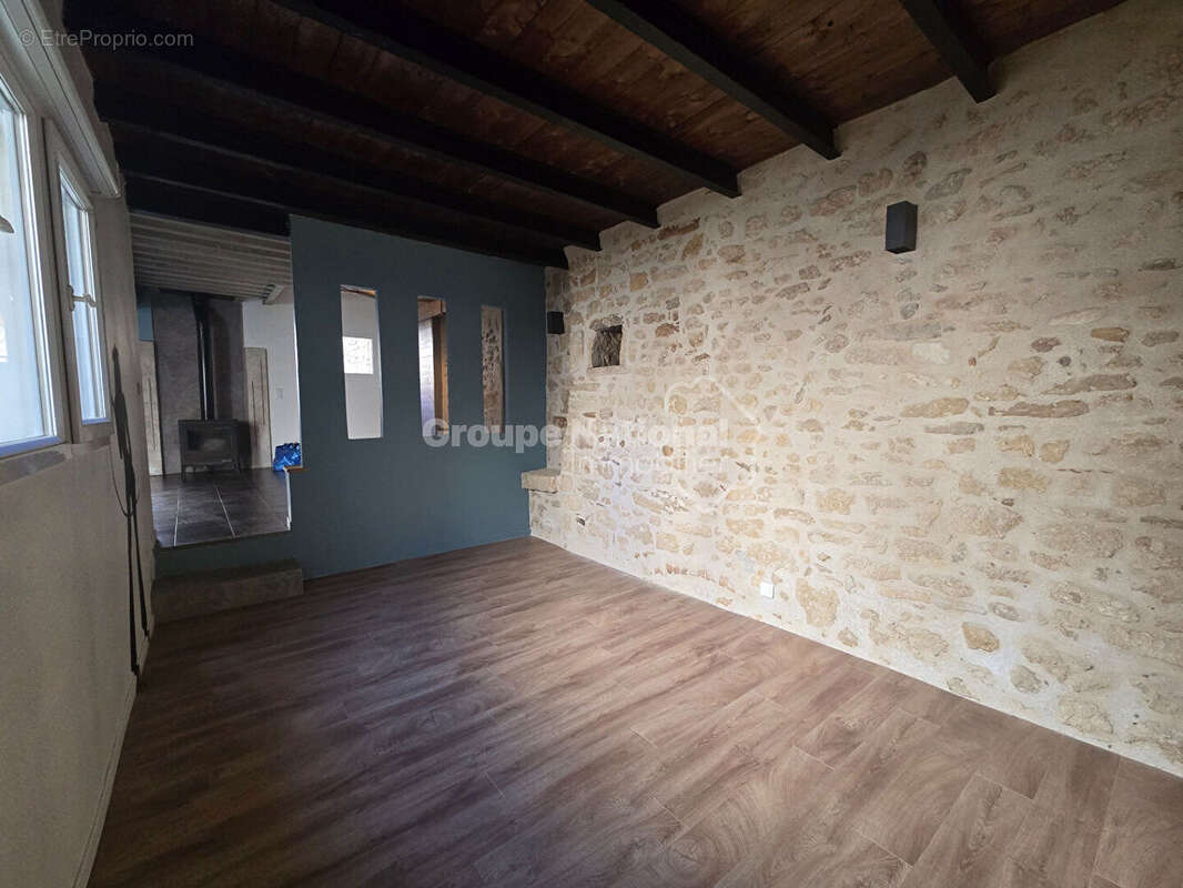 Maison à MONTFRIN