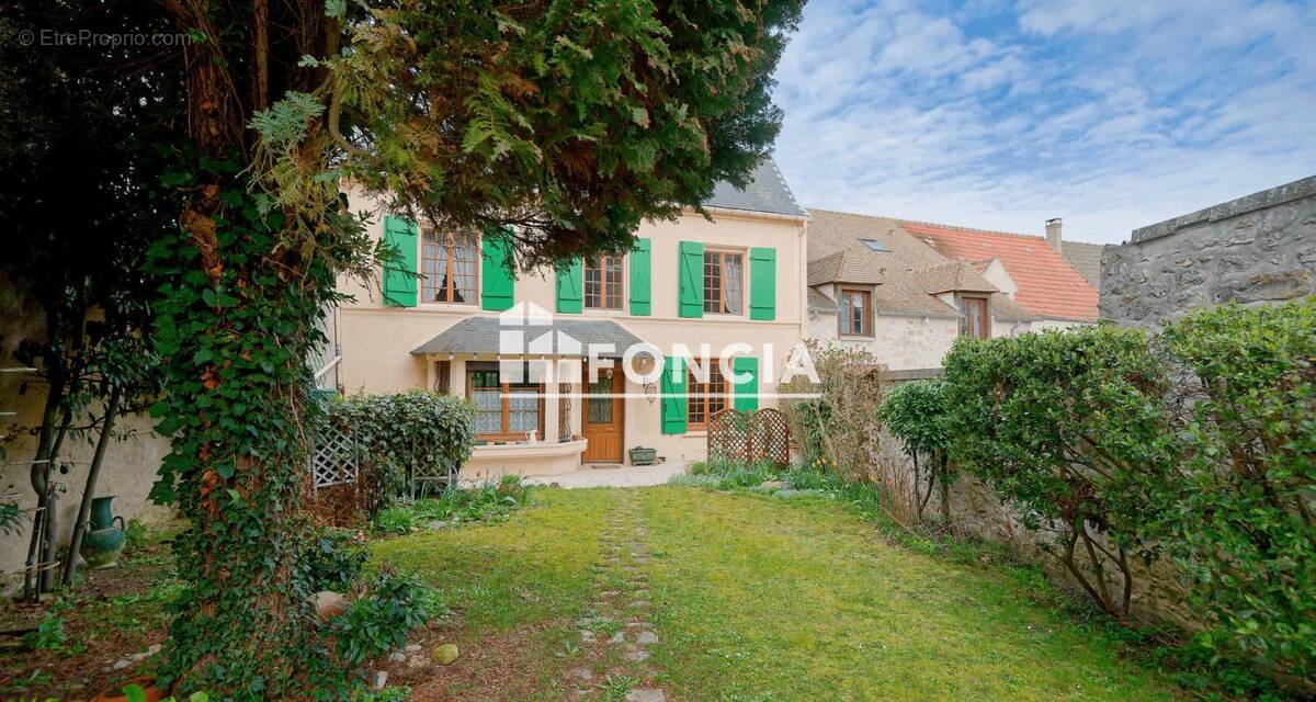 Maison à MAINCY