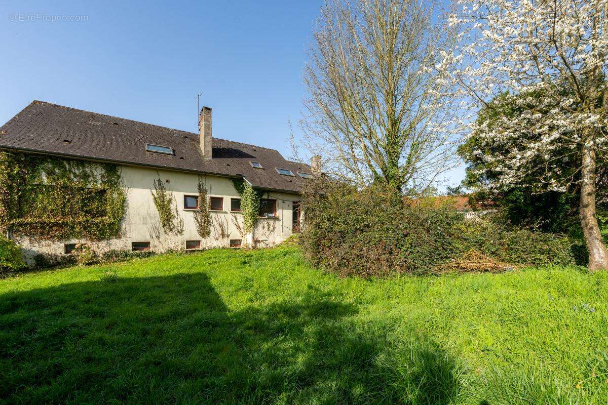 Maison à FILLIEVRES