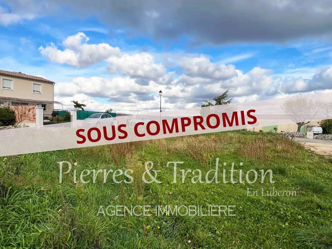 Terrain à SAINT-MARTIN-DE-CASTILLON